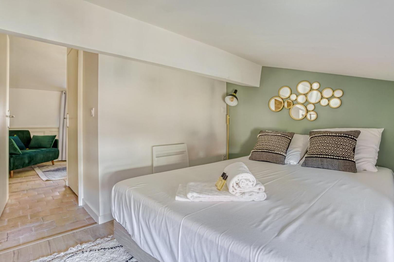 Апартаменты Guestready - Sublime 2Br In The Heart Of Old Лион Экстерьер фото