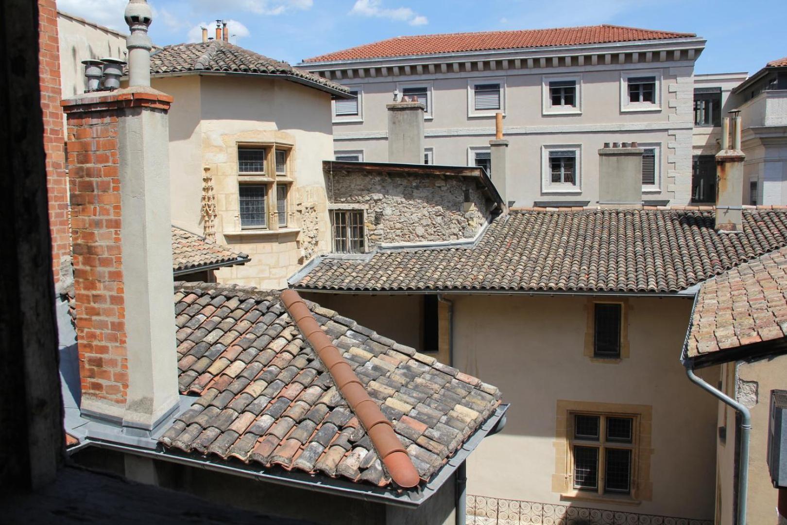 Апартаменты Guestready - Sublime 2Br In The Heart Of Old Лион Экстерьер фото