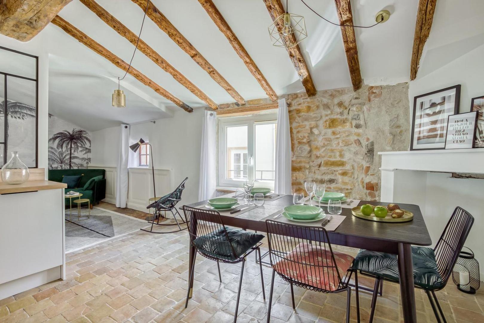 Апартаменты Guestready - Sublime 2Br In The Heart Of Old Лион Экстерьер фото